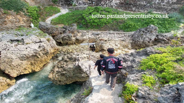 Rekomendasi Pantai di Jogja yang Mirip Bali, Eksotis!